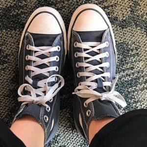 blue converse! great condition